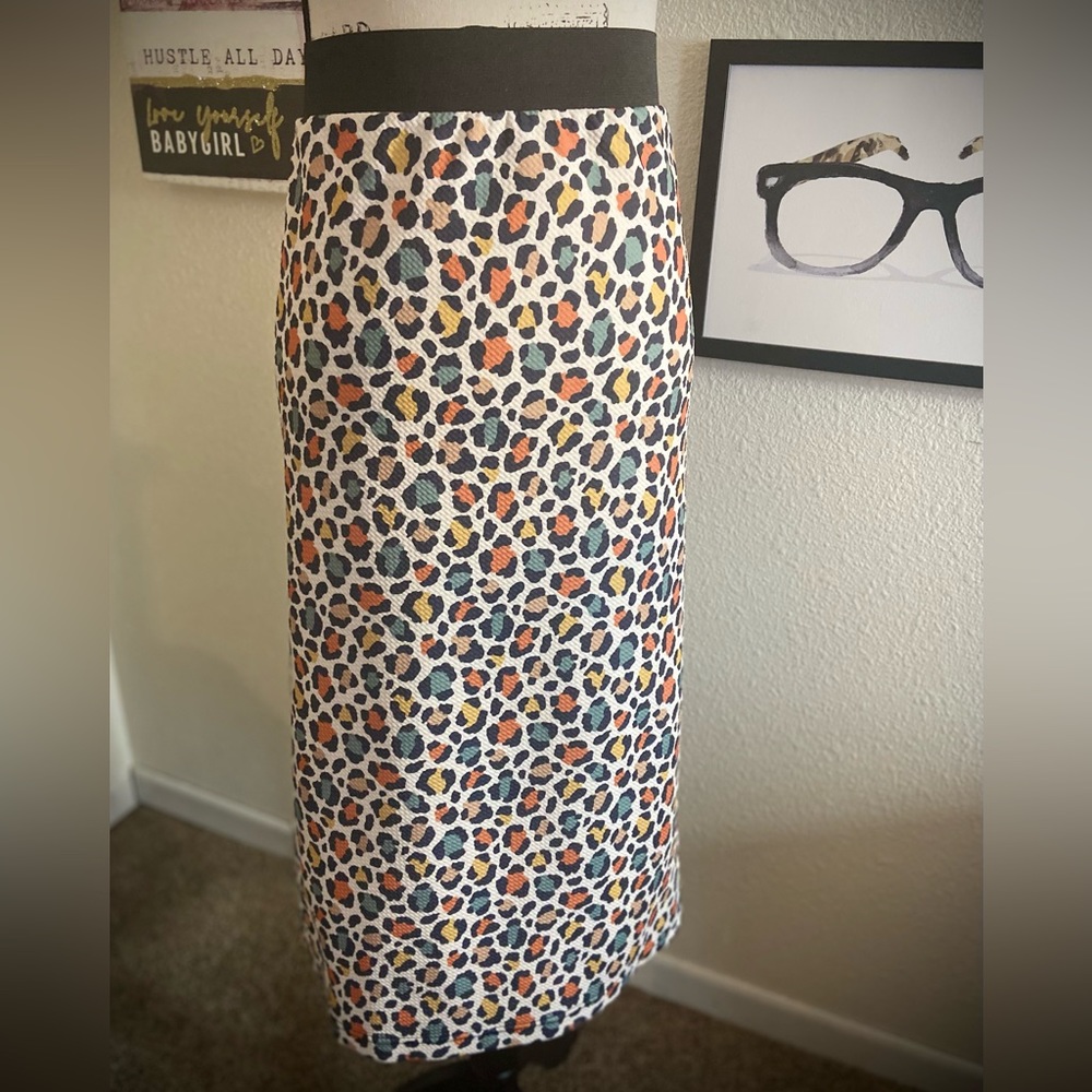 New ready to ship skirts - Picture 1 of 2